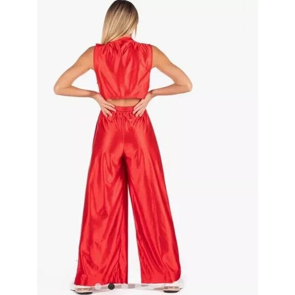 Nike Sportswear Icon Clash Red Retro Jumpsuit X-Small EUC Snaps Benefits Charity - Picture 3 of 15